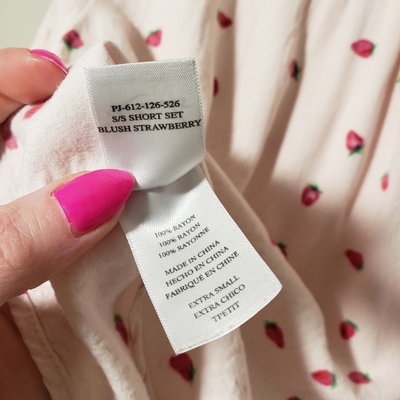 RAILS short sleeve button up crop top in Blush Strawberry size XS - Picture 11 of 11